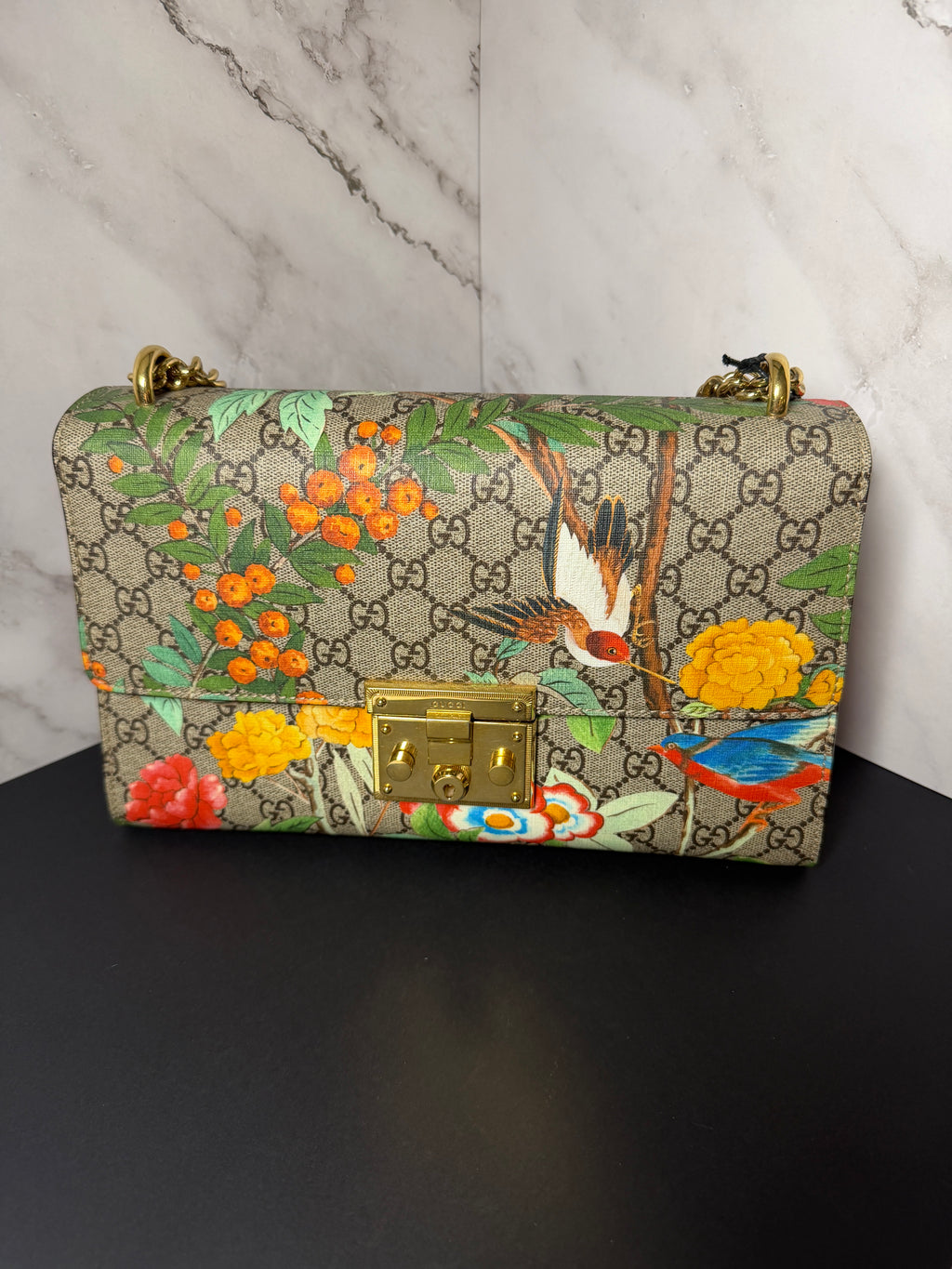 Gucci GG logo Supreme Tian Padlock Shoulder Bag - Large