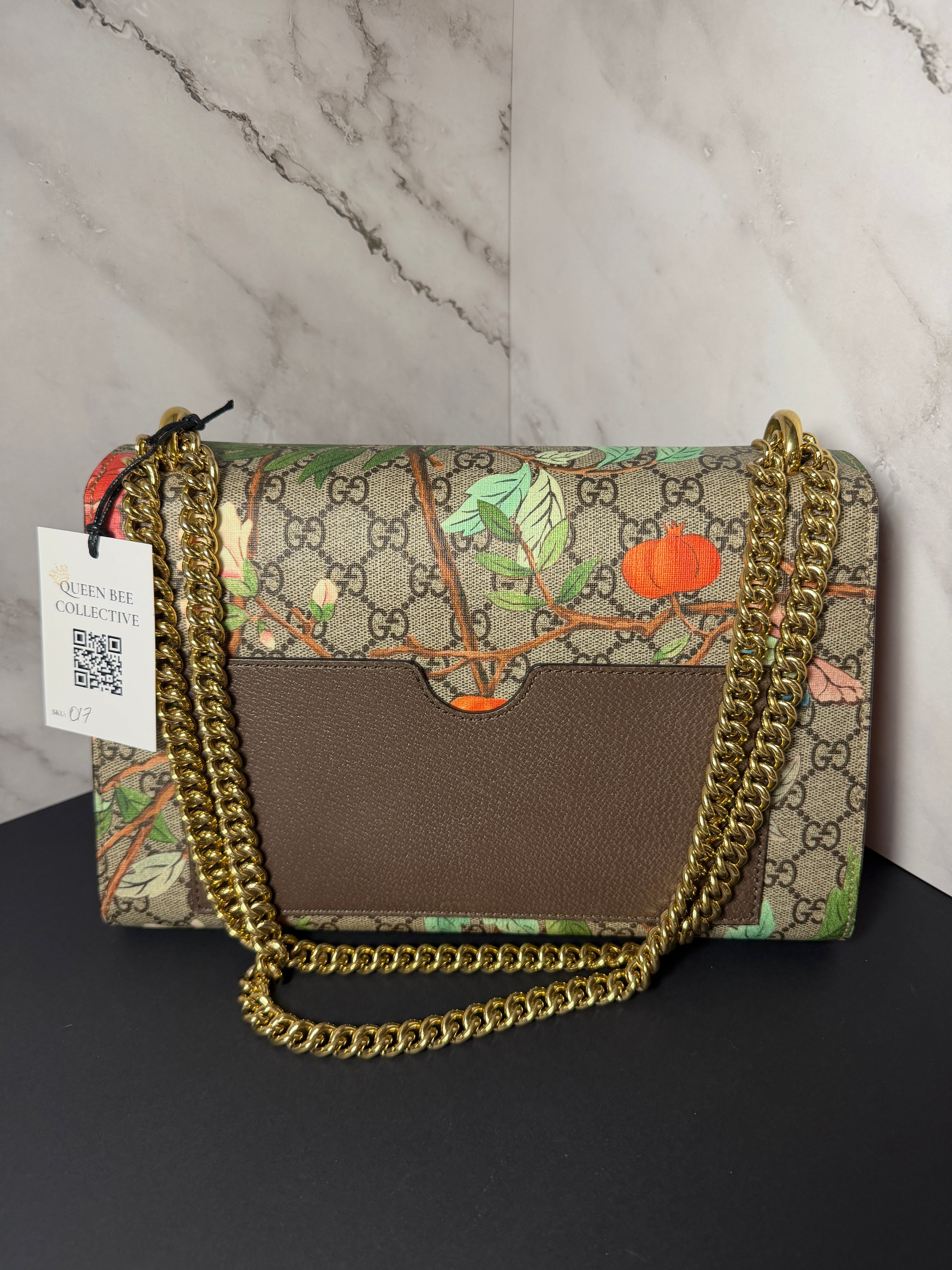 Gucci GG logo Supreme Tian Padlock Shoulder Bag - Large