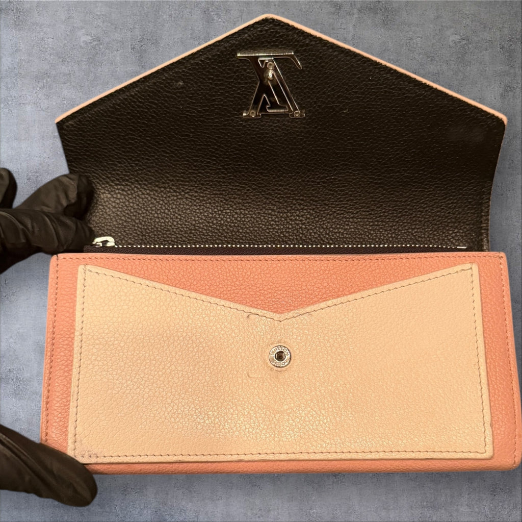 Louis Vuitton Portefeuille My Lock Me Pink Ballerine Calf Leather Pink Wallet