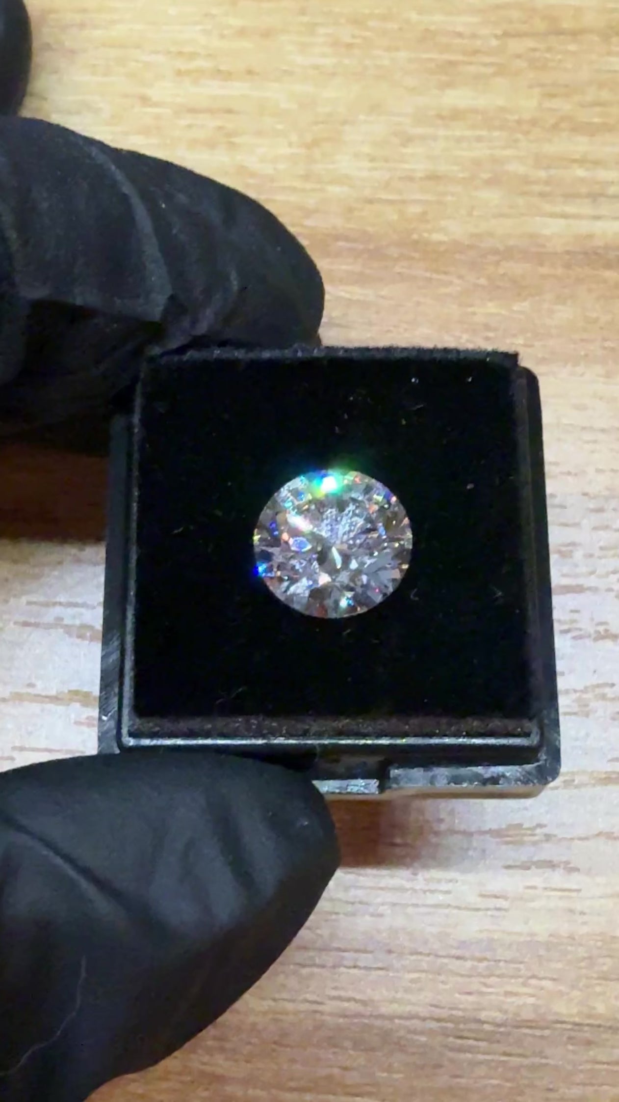 3.03 Carat Round Brilliant Diamond E, VVS2